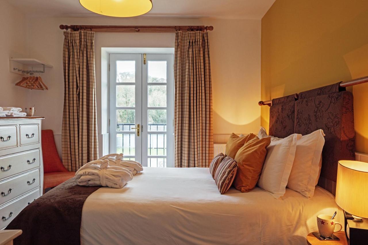 Pensjonat Trefloyne Manor Tenby Zewnętrze zdjęcie